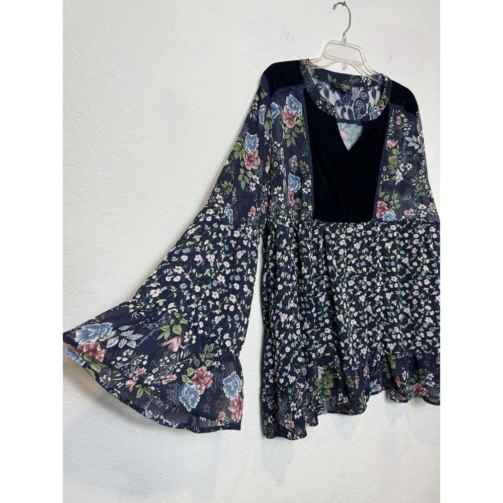 Suzanne Betro Plus Size Weekend Blue Floral Chiffon Lace Velour Boho Blouse 3X - Picture 5 of 10